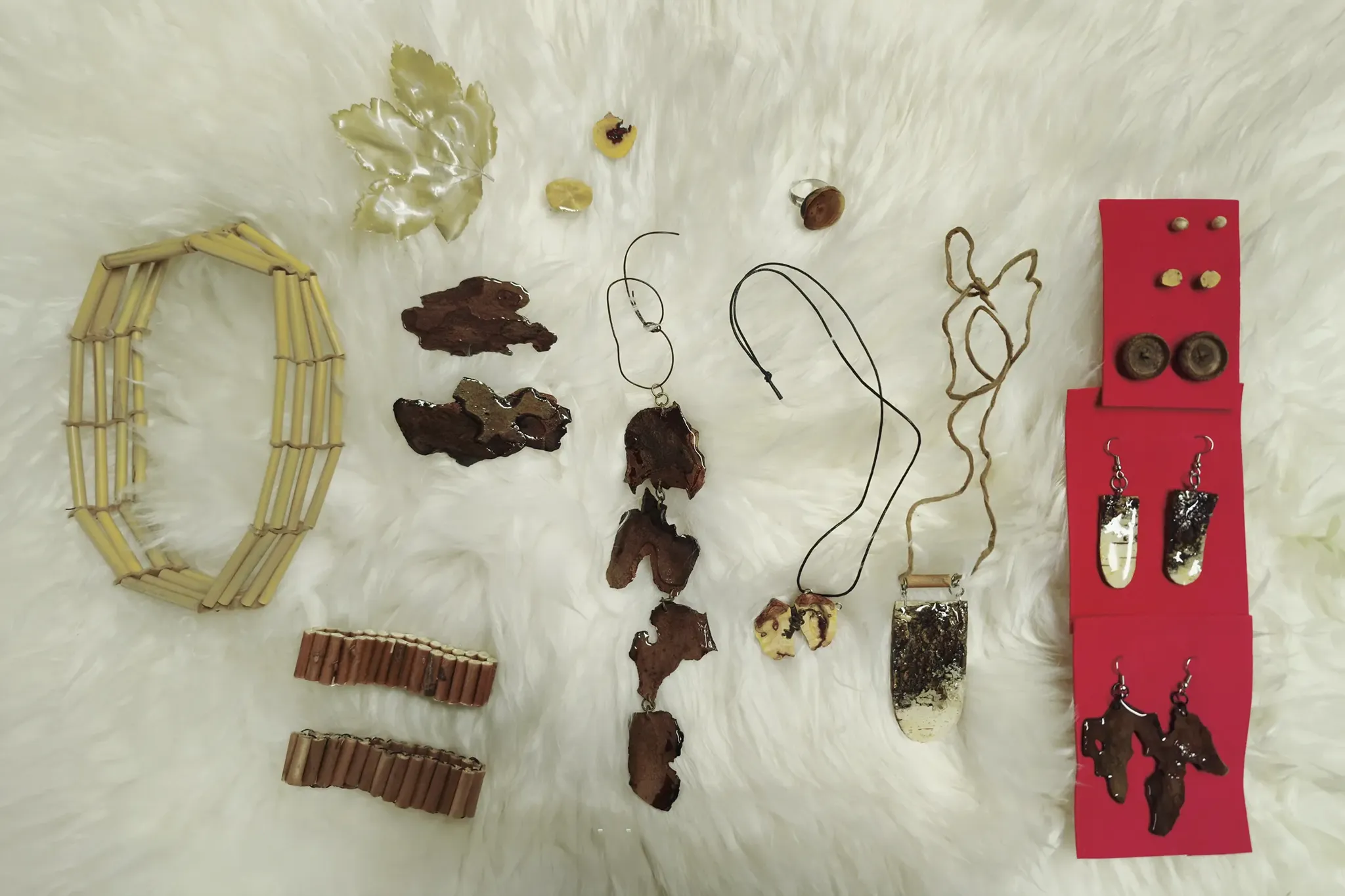Schmuck aus Naturmaterialien herstellen